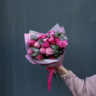 4 ტოტი ლეიდი ბომბასტიკი