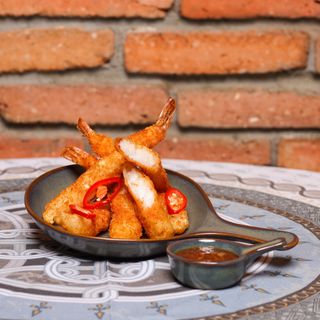 ხრაშუნა კრევეთი ტკბილ ცხარე სოუსით