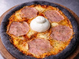 ბურატა მოცარელათი და  ინდაურის ლორით 40სმ