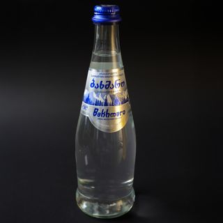 წყალი (Still water)