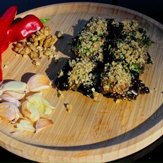 ბადრიჯანი ნიგვზით