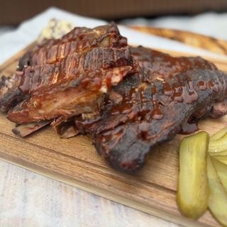 შებოლილი ღორის ნეკნები 100გ