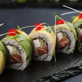 მანგო ავოკადოს როლი (mango avocado)