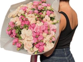 სპრეი ვარდების დიდი თაიგული