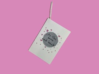 ბარათი - ...to the moon and back