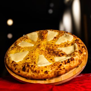 სამეფო ხაჭაპური 8 ნაჭრიანი