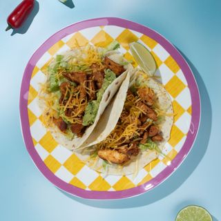 ქათმის სტეიკ ტაკო 2 ცალი