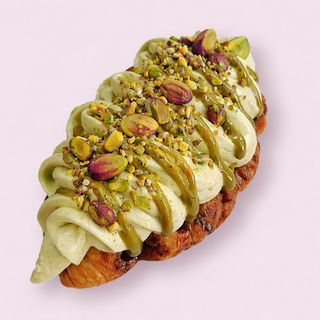 კროფლე ფსტით