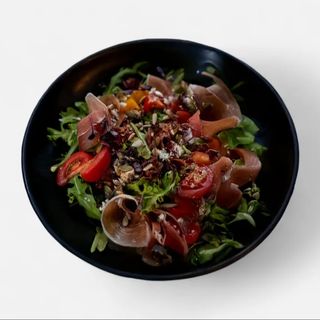 სალათი პროშუტოთი / Salad with prosciutto