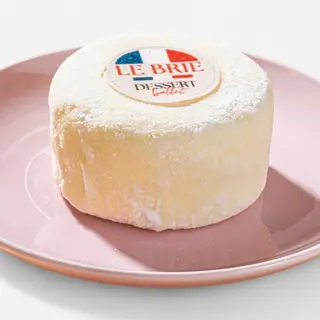 "Brie" mousse cake