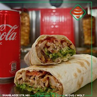 ქათმის შაურმა სტანდარტი + კოკა-კოლა კლასიკი - 0,5ლ