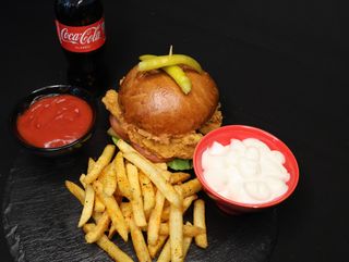 კაჯუნ ბურგერი (208)