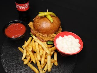 კაჯუნ ბურგერი (208)