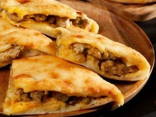 კუბდარი ქათმის ხორცით 8 ნაჭერი