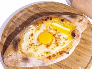 აჭარული ხაჭაპური სტანდარტული კვერცხით