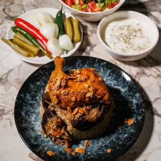 მაკლუბა ქათმით/maklouba chicken