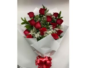 წითელი ვარდები (10ც)გიფსოფილებთან ერთად