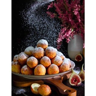 ბურთულები მოხარშული სგუშონის  და ალუბლის კრემით (2ც)