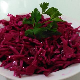 Mor lahana turşusu