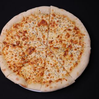 4 ყველის პიცა 33 სმ (370)