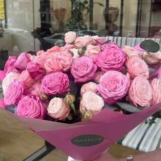 ვარდისფერი ბომბასტიკები