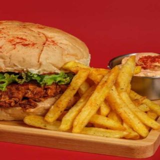CLUB SPICY CHICKEN BURGER + FRIES + SPICY SAUCE