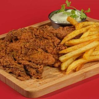 3 PCS HARIYALI STRIPS & 3PCS HARIYALI WINGS +FRIES+SAUCE