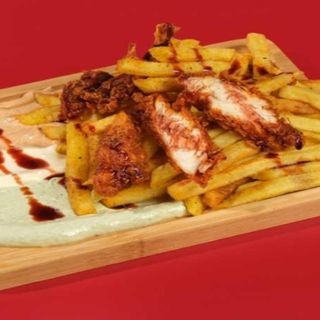 Loaded fries with crispy chicken