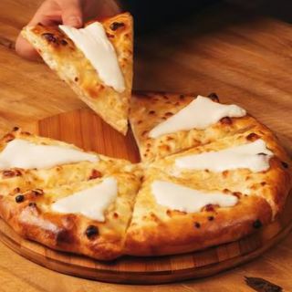 ხაჭაპური სამეფო 6 ნაჭრიანი