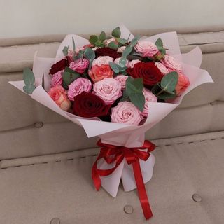 ვარდების თაიგული