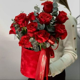 წითელი ვარდები (10ც)