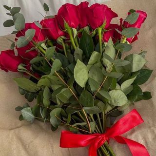 წითელი ვარდები (20ც)