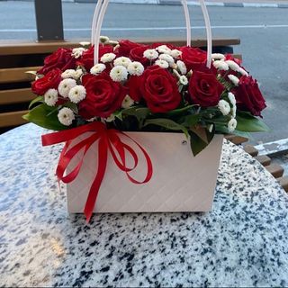 წითელი ვარდები (10ც)