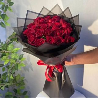 წითელი ვარდები (25ც)