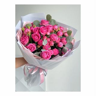 სპრეი ვარდების თაიგული