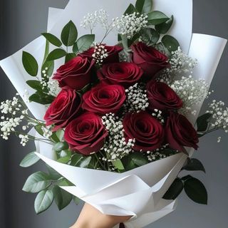 წითელი ვარდები (10ც)