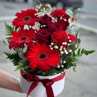 ყვავილების მიქსი ბოქსში