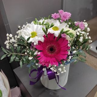 ყვავილების მიქსი ბოქსში