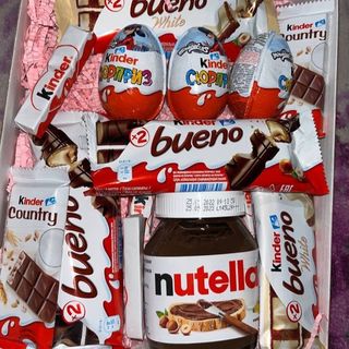 სასაჩუქრე ყუთი ტკბილეულით