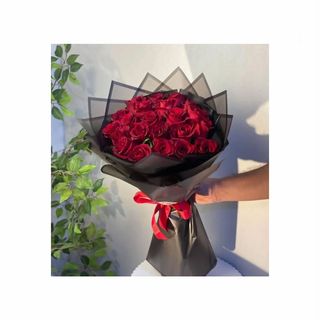 წითელი ვარდები (25ც)