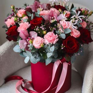 ყვავილების ნაირსახეობა ბოქსში