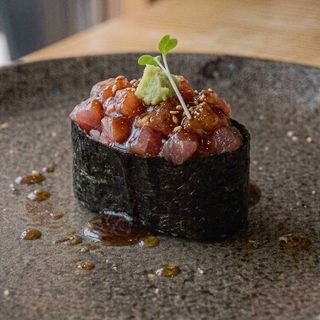 Tuna-Gunkan