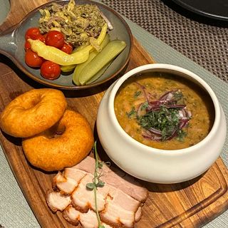 Bean platter with ham