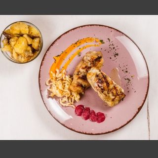 Pileći steak s mozzarellom i sušenom rajčicom