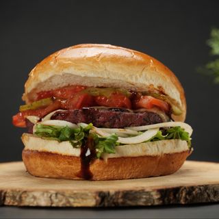 Pork/Beef burger+pomfrit