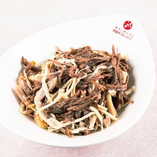 4 Salata od kupusa i tri vrste mesa