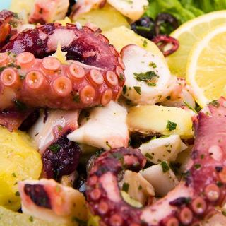 Salata sa hobotnicom