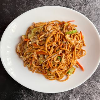 Domaći rezanci s piletinom