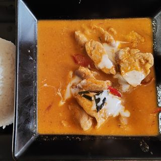 Panang curry s kuhanom rižom