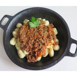 Njoki bolognese